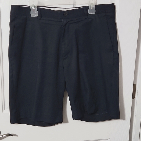 Mens golf shorts - Picture 1 of 2